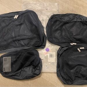 Away Packing Cubes Set in Dark Navy